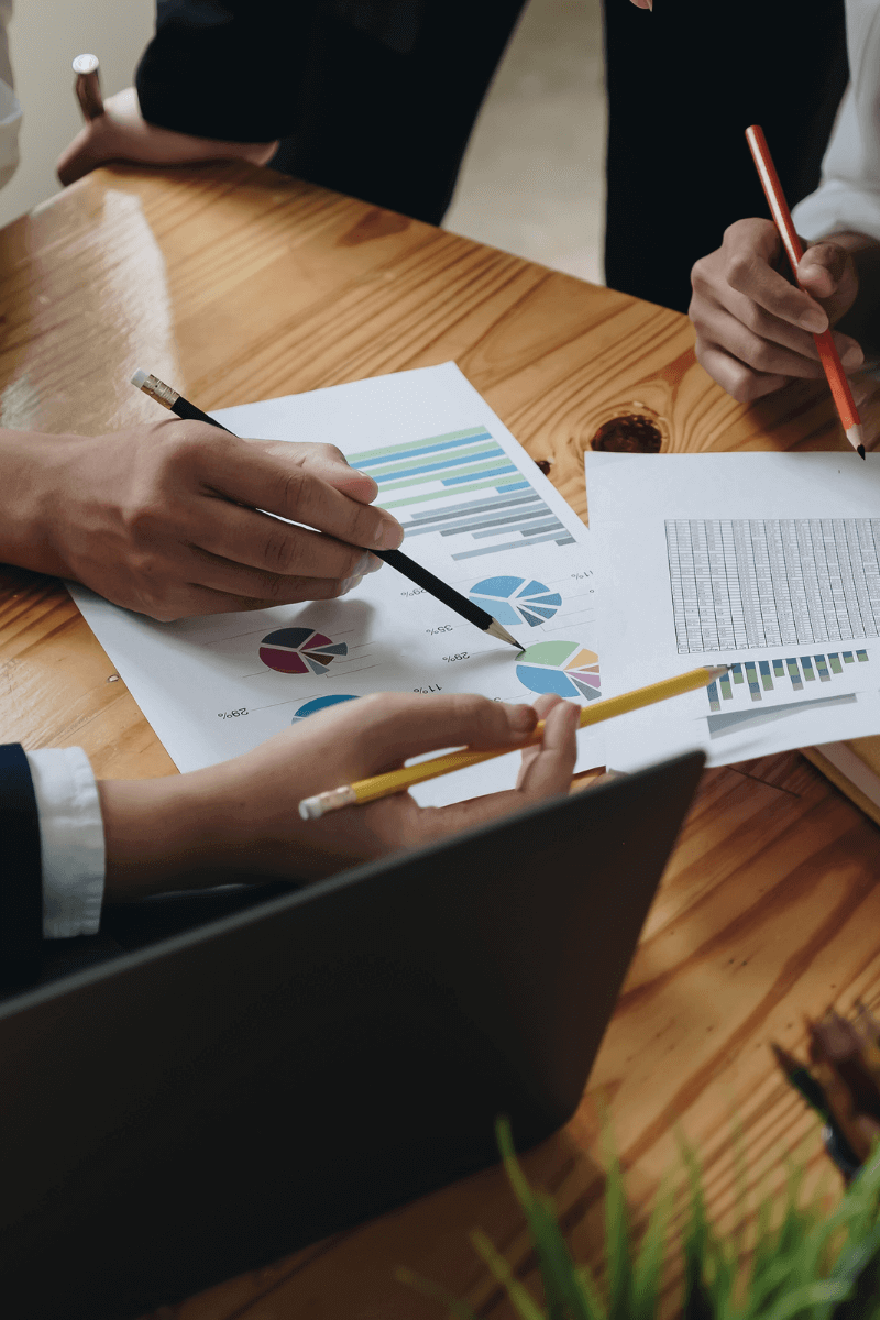 Client Advisory Services: What Are They and How Do They Work?