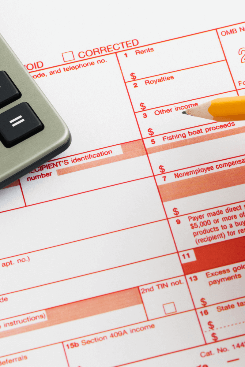 What are 1099s? The Basics Every Business Owner Needs to Know